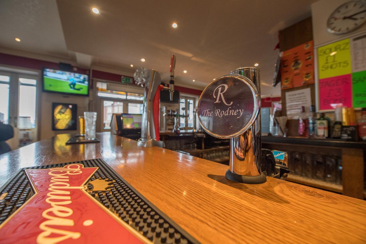 Hotel The Rodney à Warrington Extérieur photo